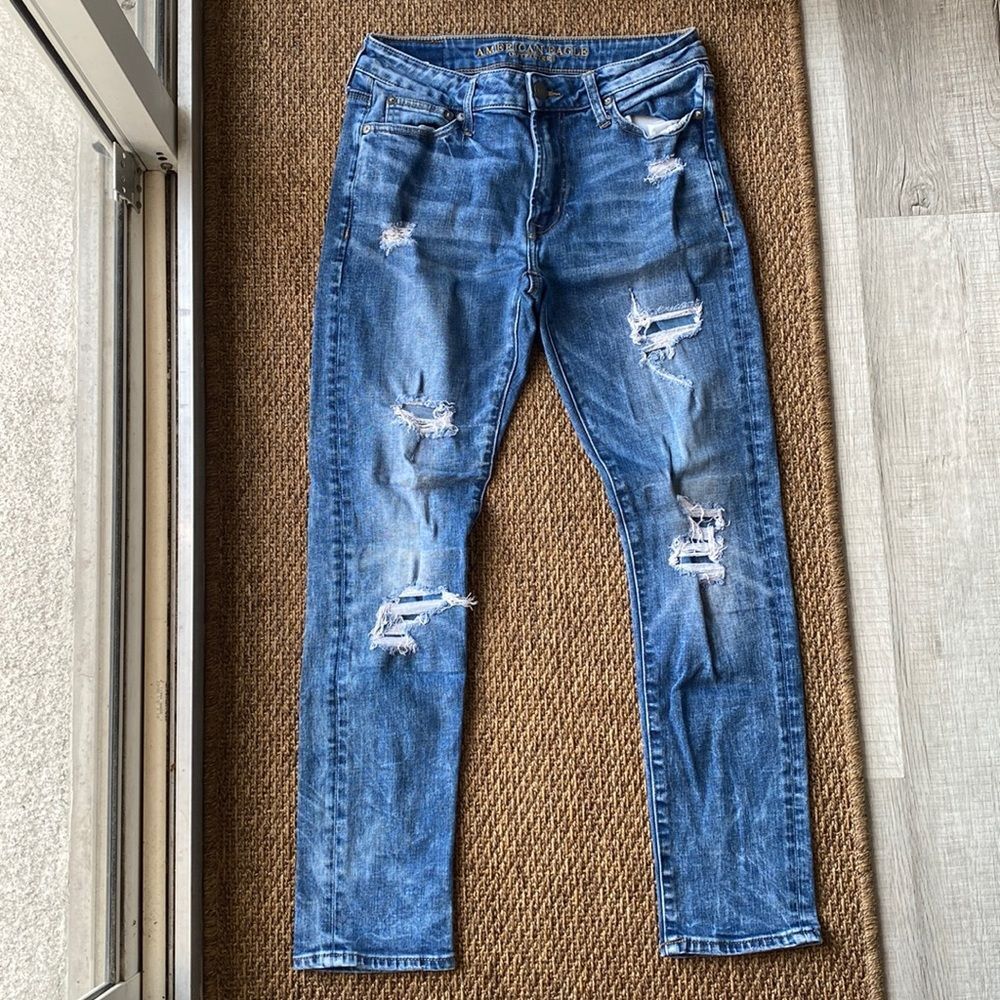 American Eagle Slim Fit ripped jeans
